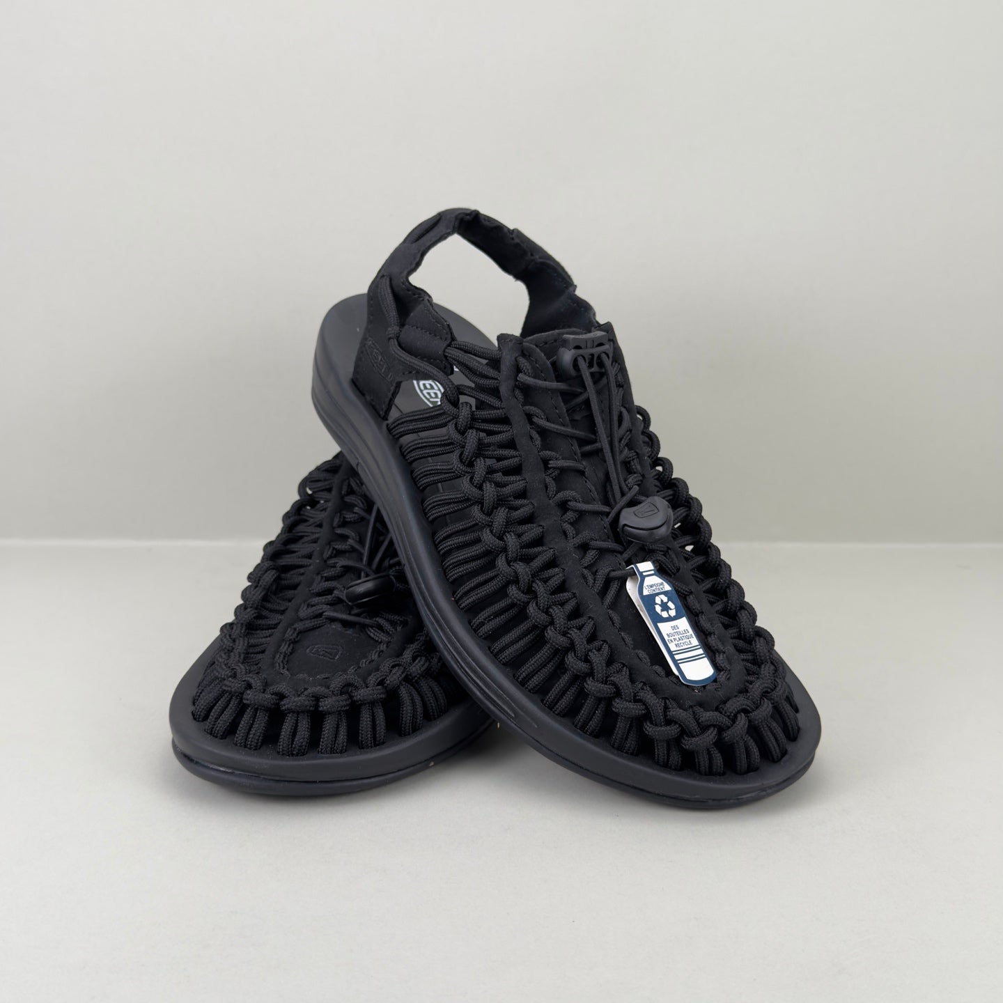 KEEN UNEEK Outdoor Sandal – Lightweight & Breathable