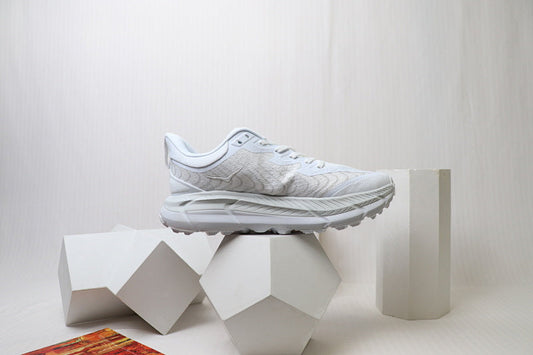 HOKA Mafate Speed 4 Lite Trail Running Shoe