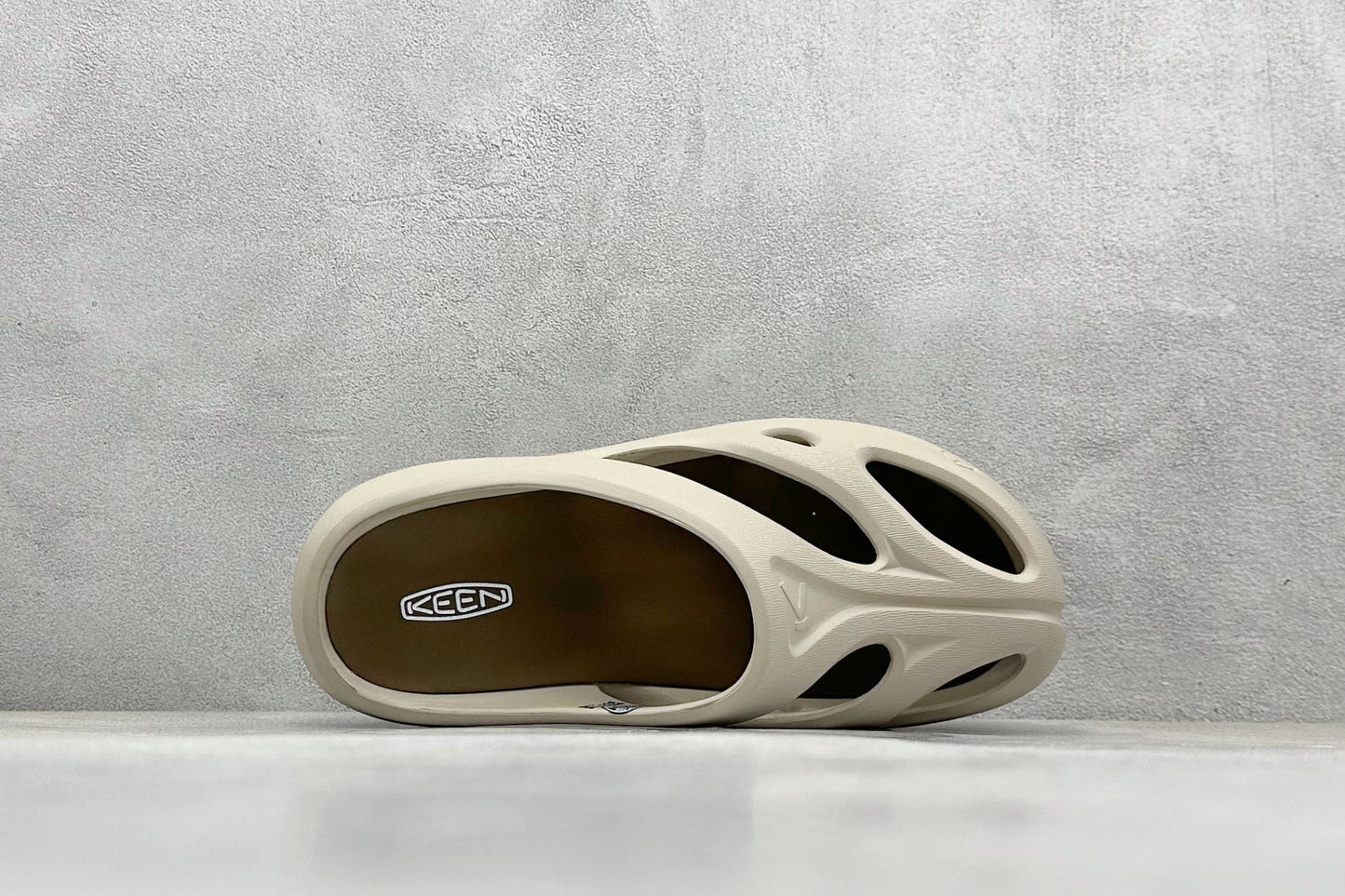 KEEN Shanti Sandal – Lightweight Comfort for Everyday Adventure
