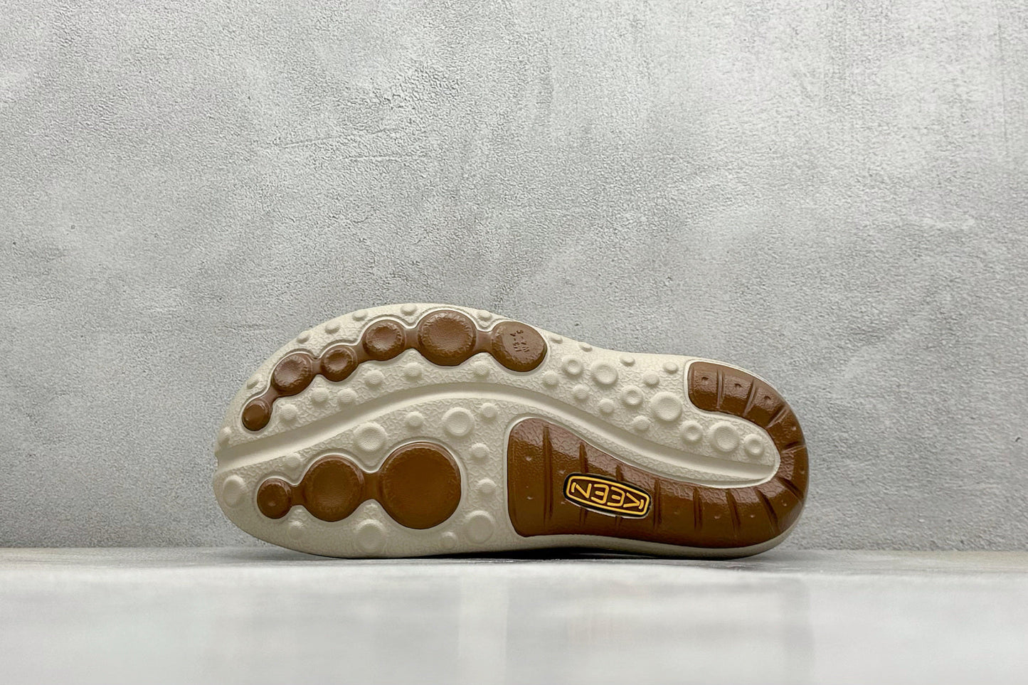 KEEN Shanti Sandal – Lightweight Comfort for Everyday Adventure