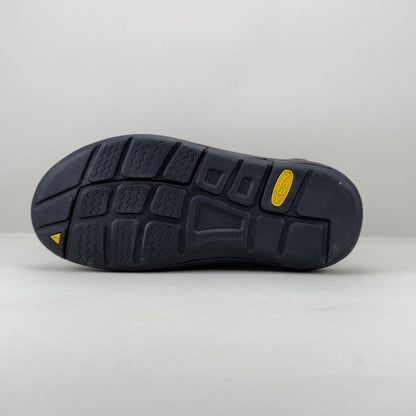 KEEN UNEEK Outdoor Sandal – Lightweight & Breathable