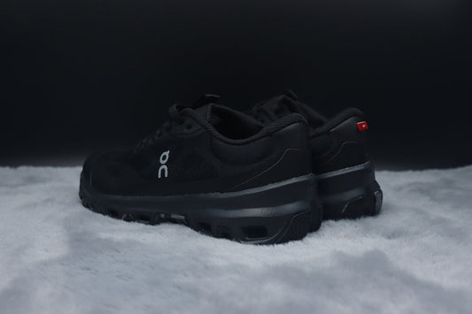 ON LOEWE X Cloud Venture