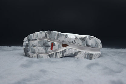 ON LOEWE X Cloud Venture