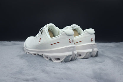 ON LOEWE X Cloud Venture