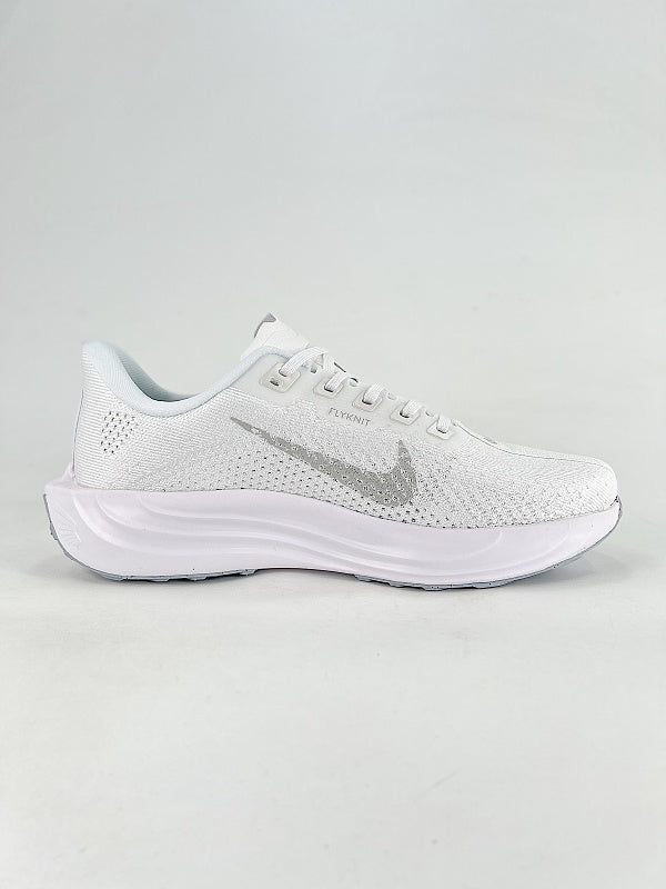 Nike Zoom Pegasus 42 Running Shoes