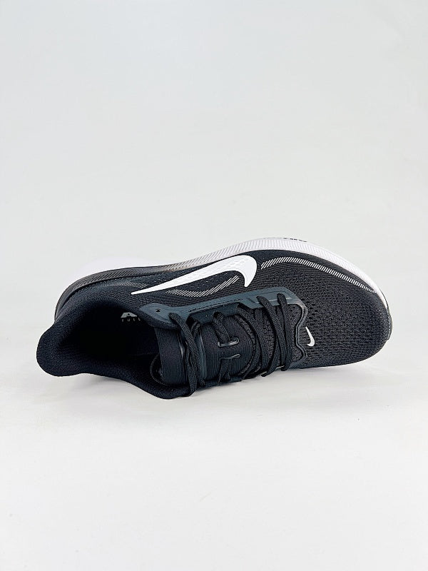 Nike Zoom Pegasus 42 Running Shoes
