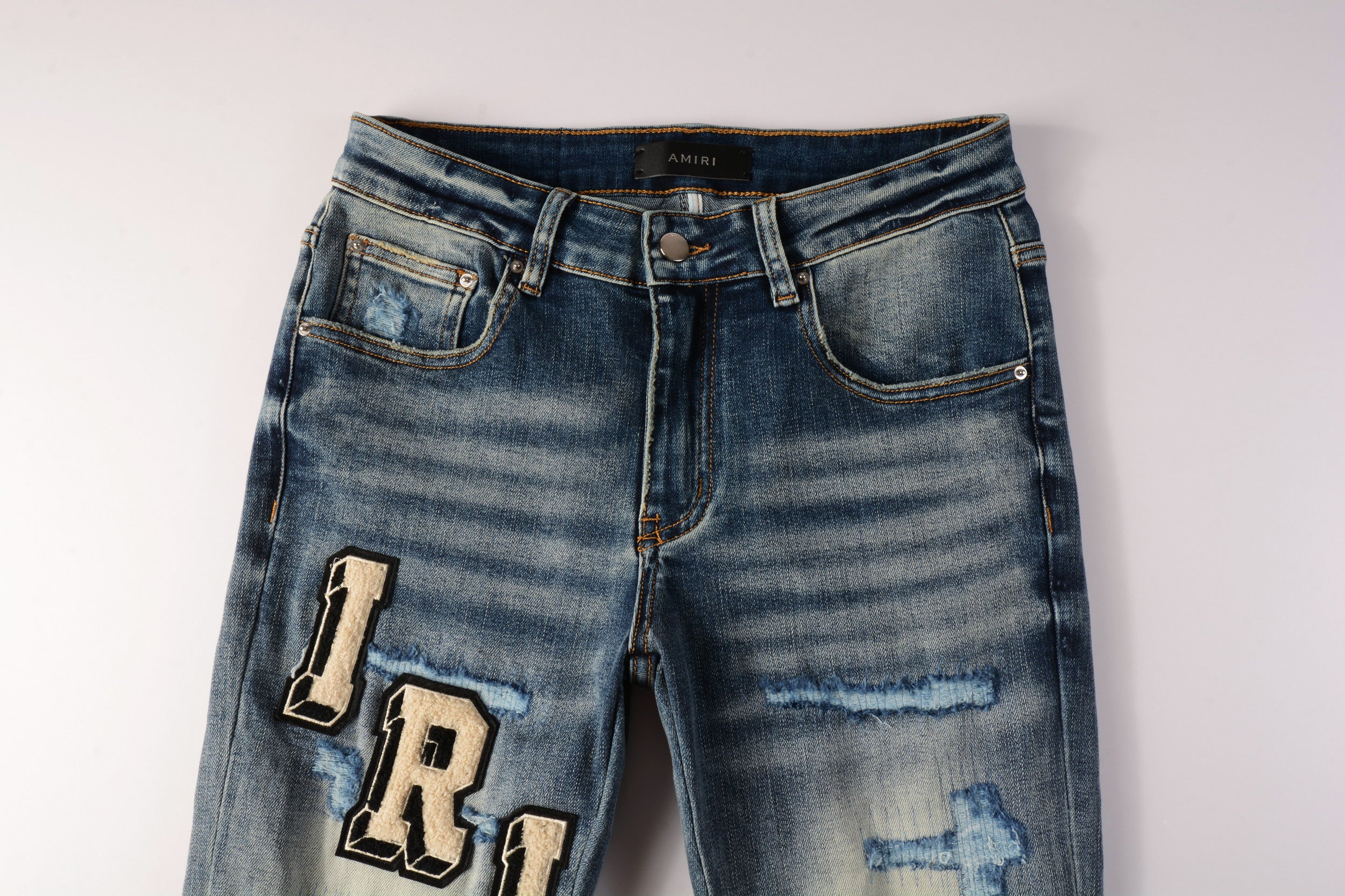 HH AMIRI Jeans 8826